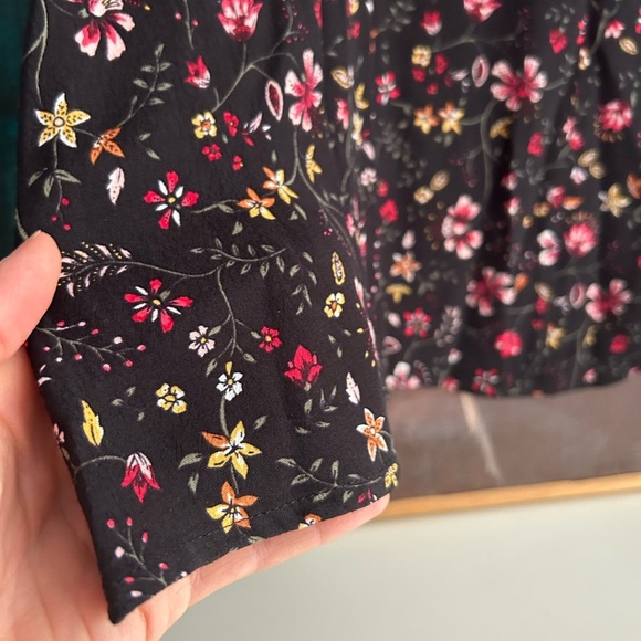 Reitmans Black Floral A-Line Skirt 10 - Picture 11 of 16